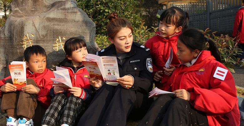 迎接國家憲法日 開展普法宣傳